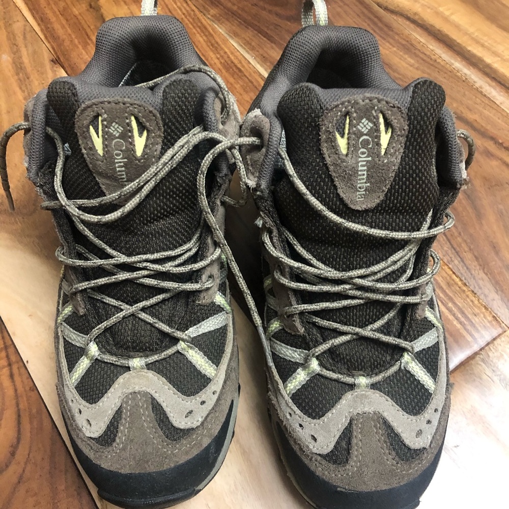 Columbia Women Hiking Shoes